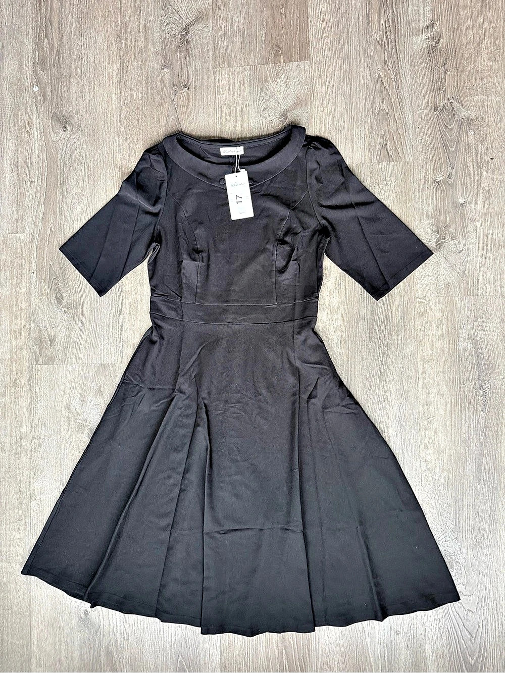 Chicwish Black Midi Dress Size Medium NWT
